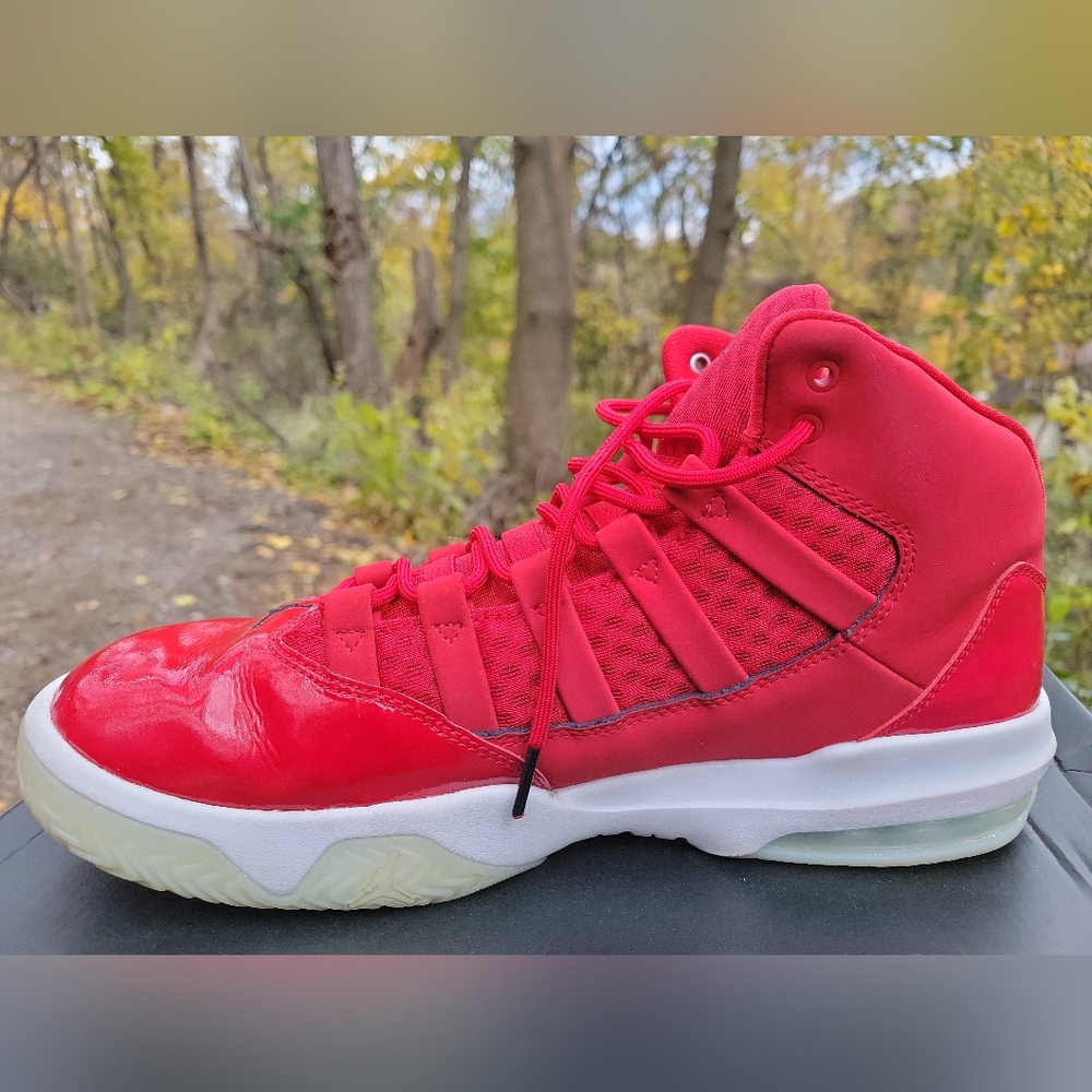 NIKE Jordan Max Aura Men's 10.5 - Picture 8 of 16